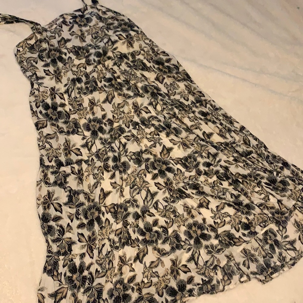 Cream brown, black tiered midi